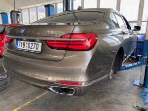 BMW 730 výměna brzd