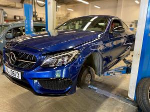 Mercedes C400 - servis a garanční prohlídka v Autoservis Garant Praha