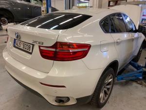 BMW X6 dekarbonizace motoru, garanční prohlídka, výměna oleje v převodovce, výměna palivového filtru