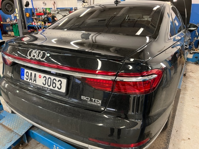 Audi A8 servisní prohlídka